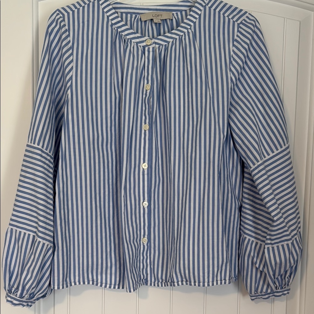 LOFT Blue Striped Women's Top